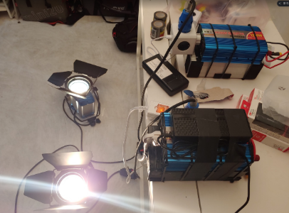 야외촬영시 전기걱정이 없는 슈팅프로의 파워뱅크 시스템